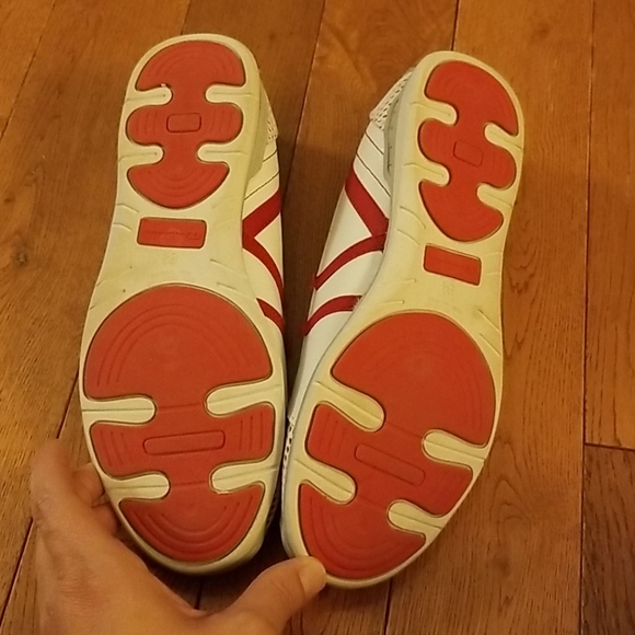 Champion flats - Picture 3 of 4